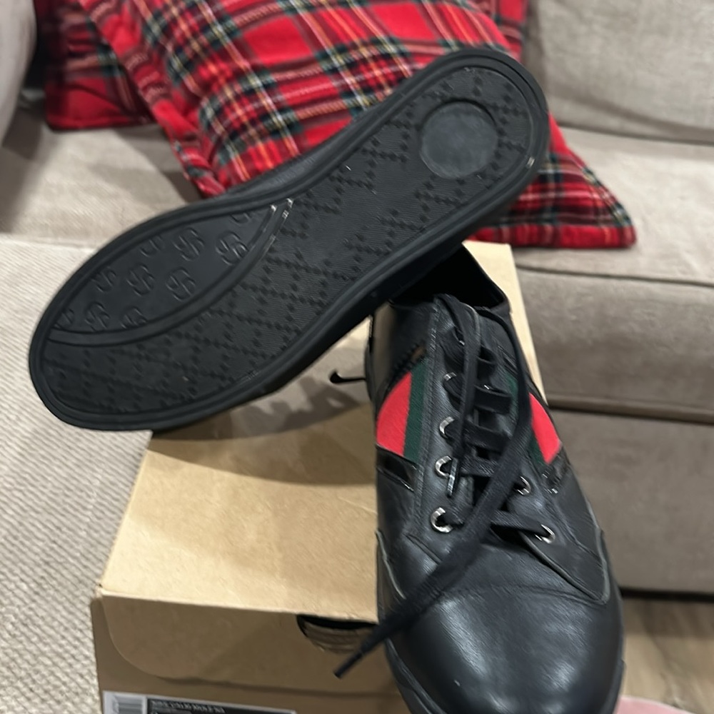 Gucci shoes - Picture 3 of 3